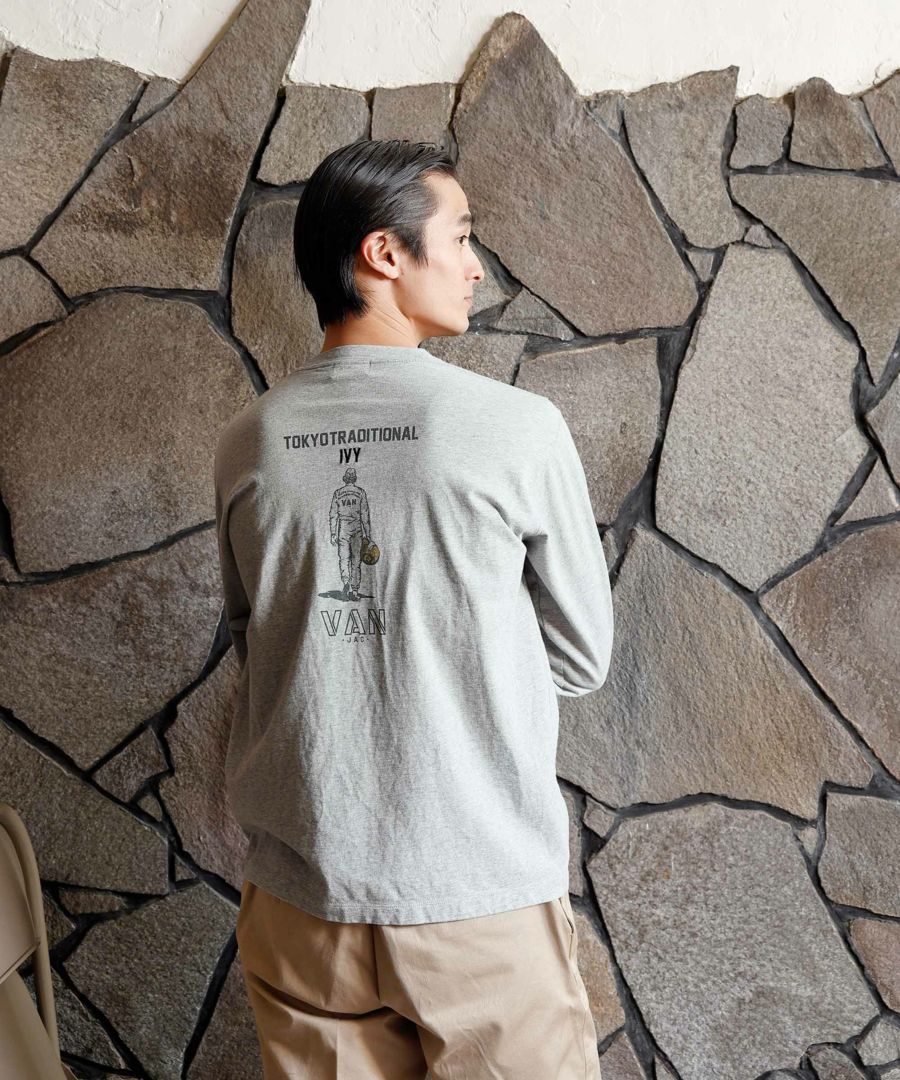 ロングスリーブTシャツ<br>＜レーサーグラフィック＞
