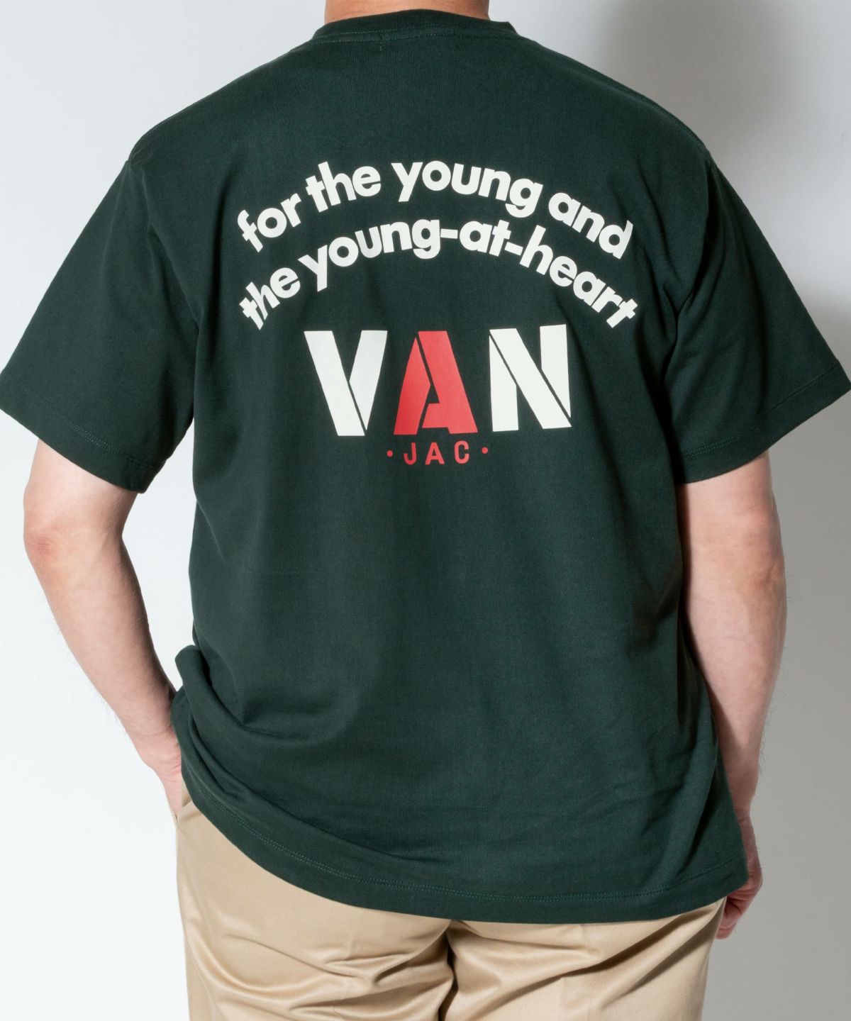バックロゴTシャツ ｜ VAN STORE