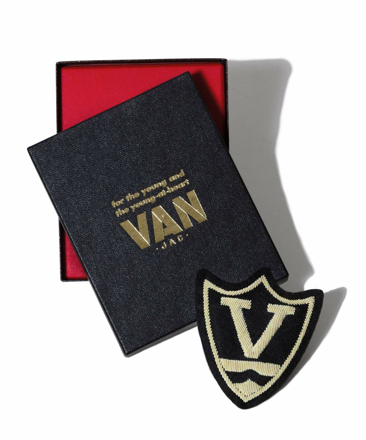 値引、VAN金モールVエンブレム新品未使用品 モールエンブレム＜Vエンブレム＞ ｜ VAN STORE