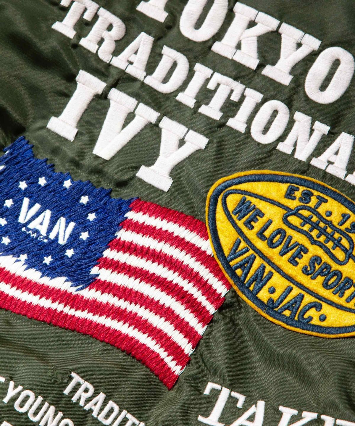 MA-1＜グラフィック刺繍＞ ｜ VAN STORE