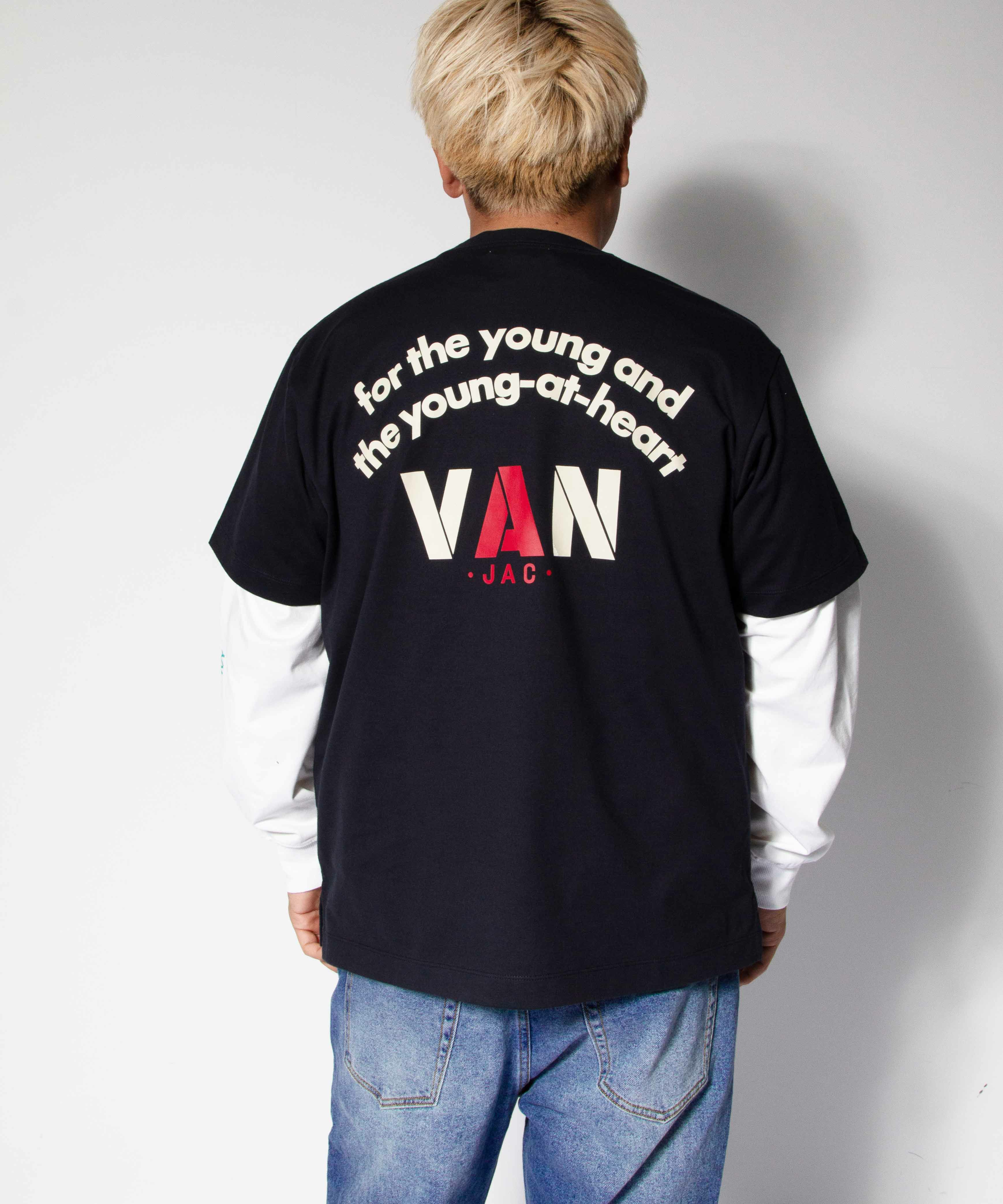 バックロゴポケットTシャツ ｜ VAN STORE